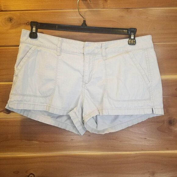 Arizona Jean Co Corduroy Shorts (size 11) - Picture 1 of 3